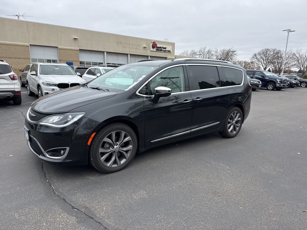 Used 2019 Chrysler Pacifica Limited with VIN 2C4RC1GG6KR589250 for sale in Apple Valley, Minnesota