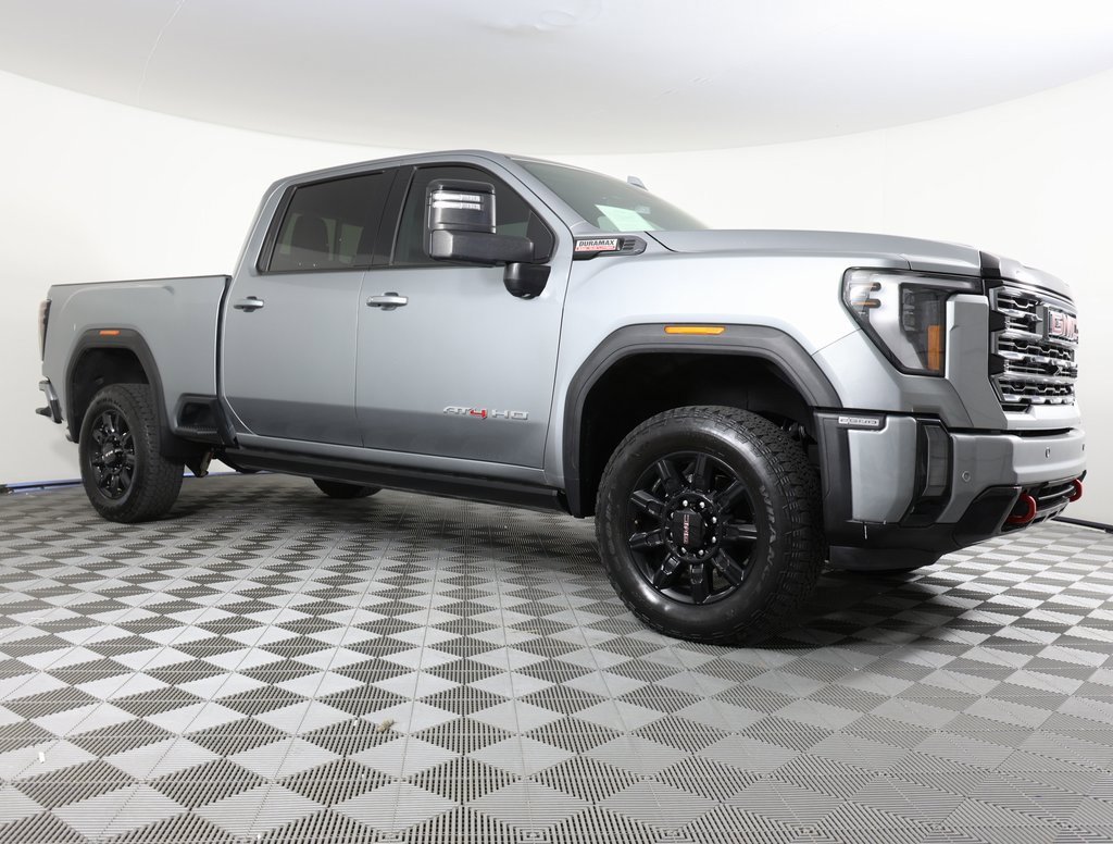 2024 Gmc Sierra 2500 AT4 photo 2