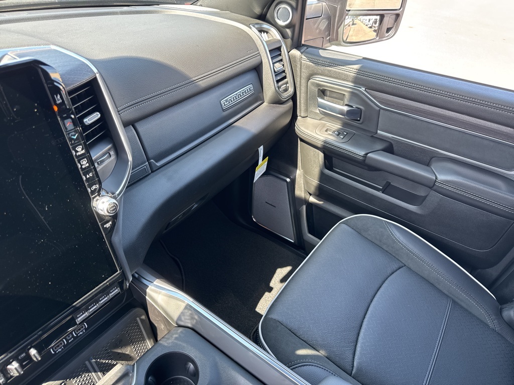 2026 Ram 2500 Laramie photo 33