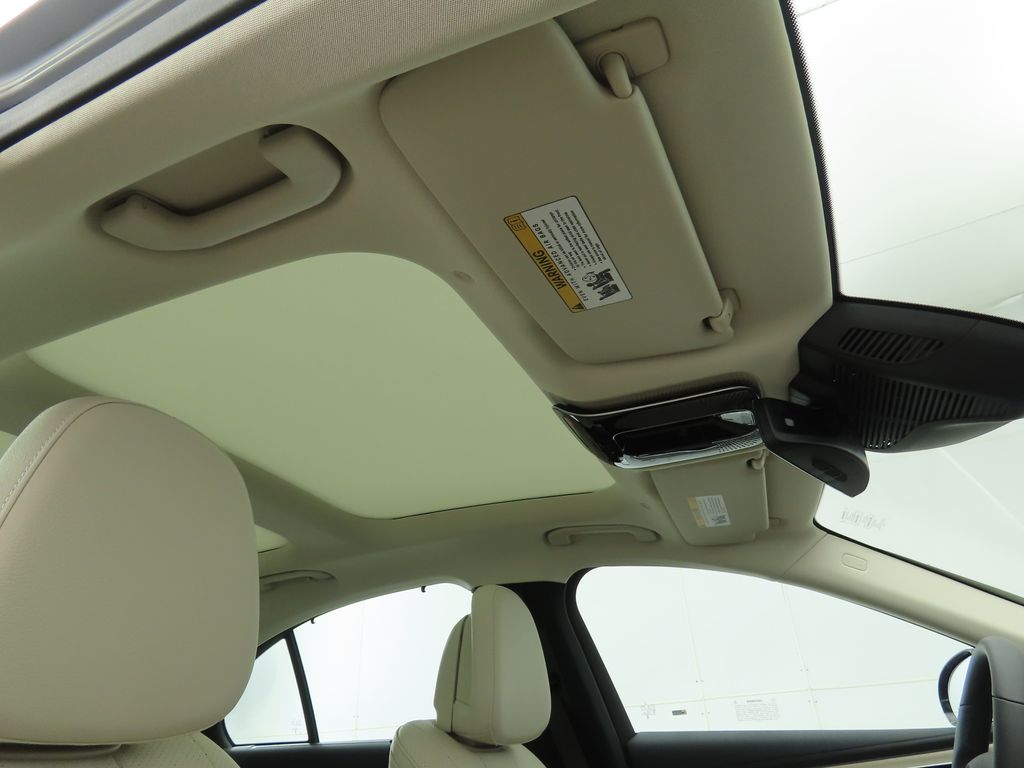 2026 Mercedes Benz E 350 4MATIC photo 15