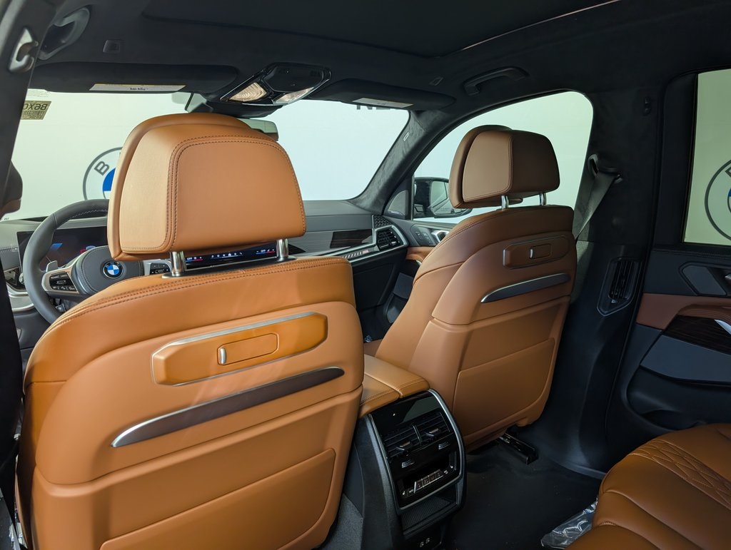 2026 Bmw X7 M60i photo 14