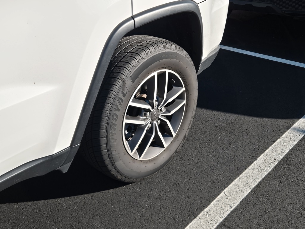 2021 Jeep Grand Cherokee Limited photo 8