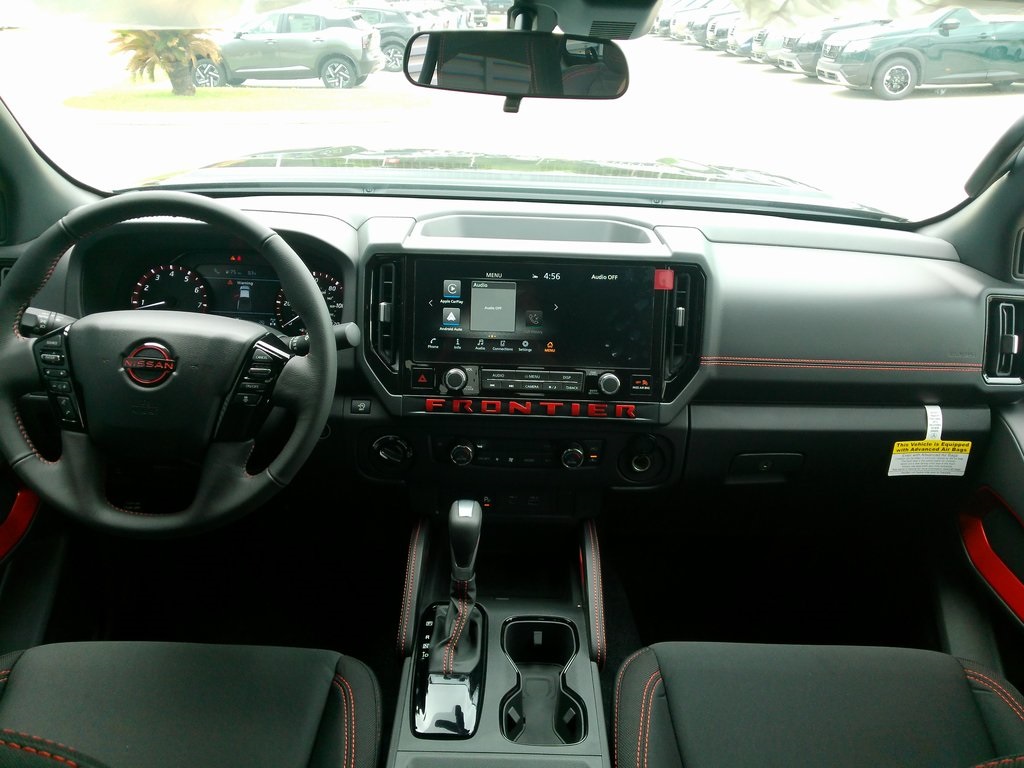 2025 Nissan Frontier Crew Cab PRO-4X photo 19