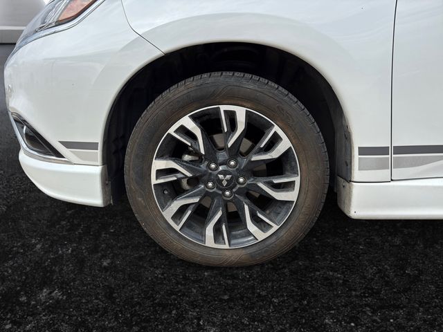 2018 Mitsubishi Outlander PHEV GT photo 25