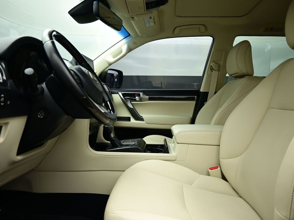 2023 Lexus GX 460 photo 10