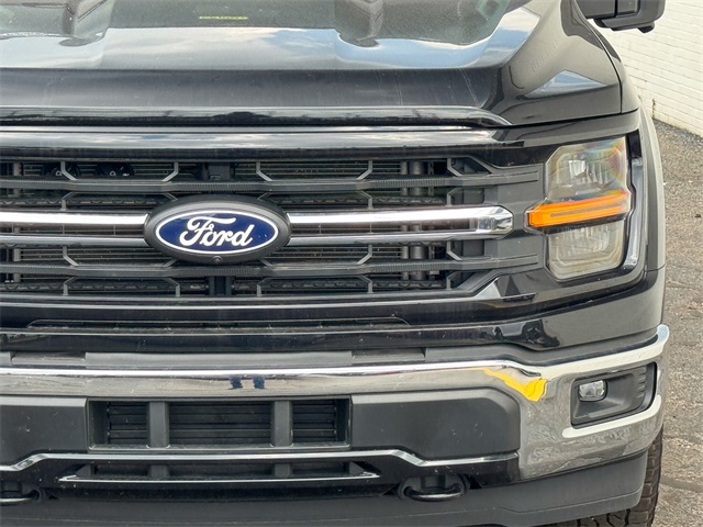 2024 Ford F-150 XLT photo 9