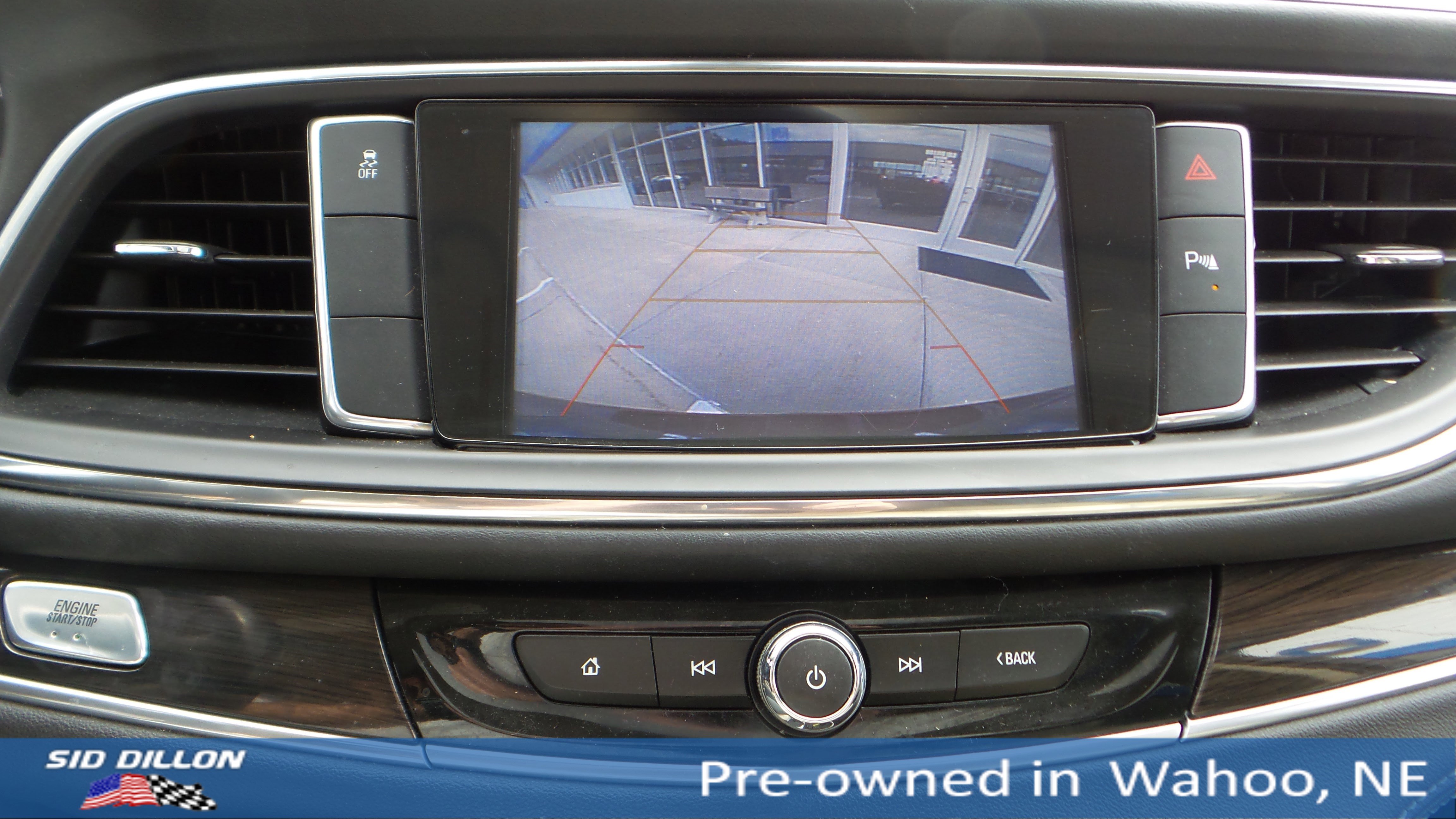 2018 Buick Enclave Essence photo 11