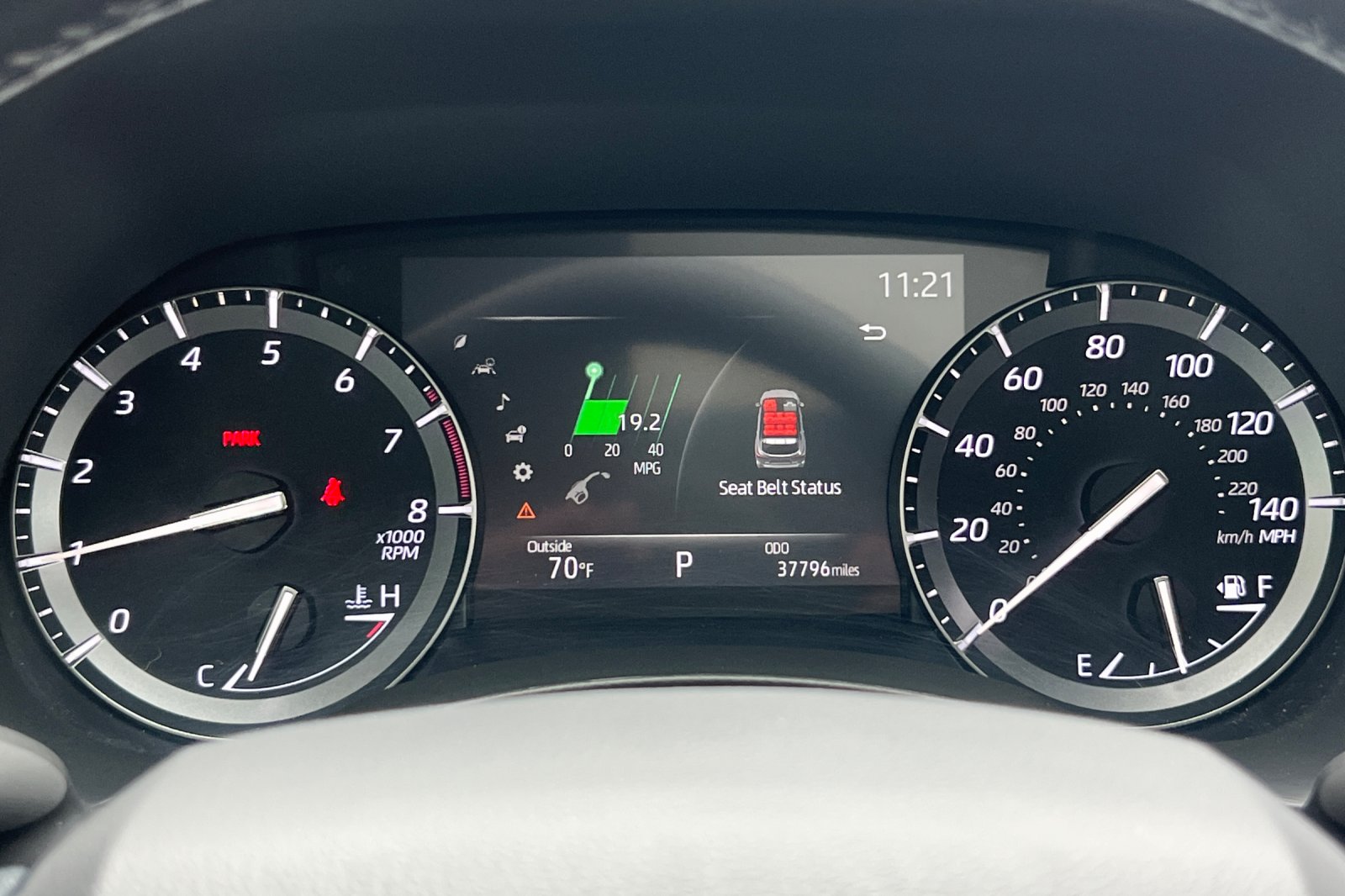 2021 Toyota Highlander XLE photo 18