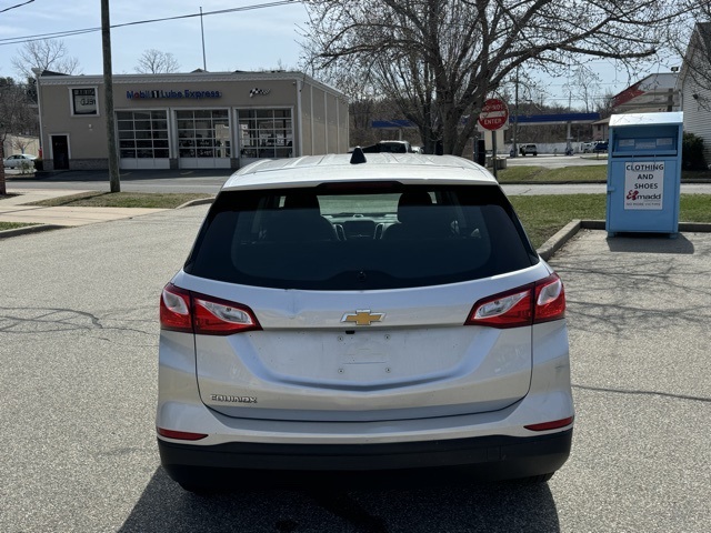 2021 Chevrolet Equinox LS photo 6