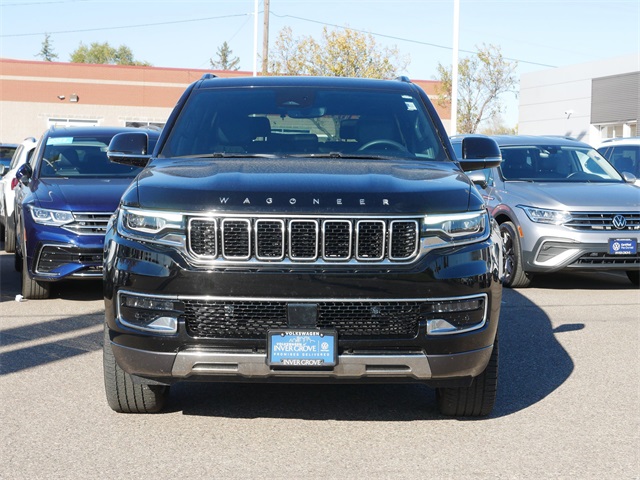 Used 2022 Jeep Wagoneer Series III with VIN 1C4SJVDT5NS117737 for sale in Inver Grove Heights, Minnesota