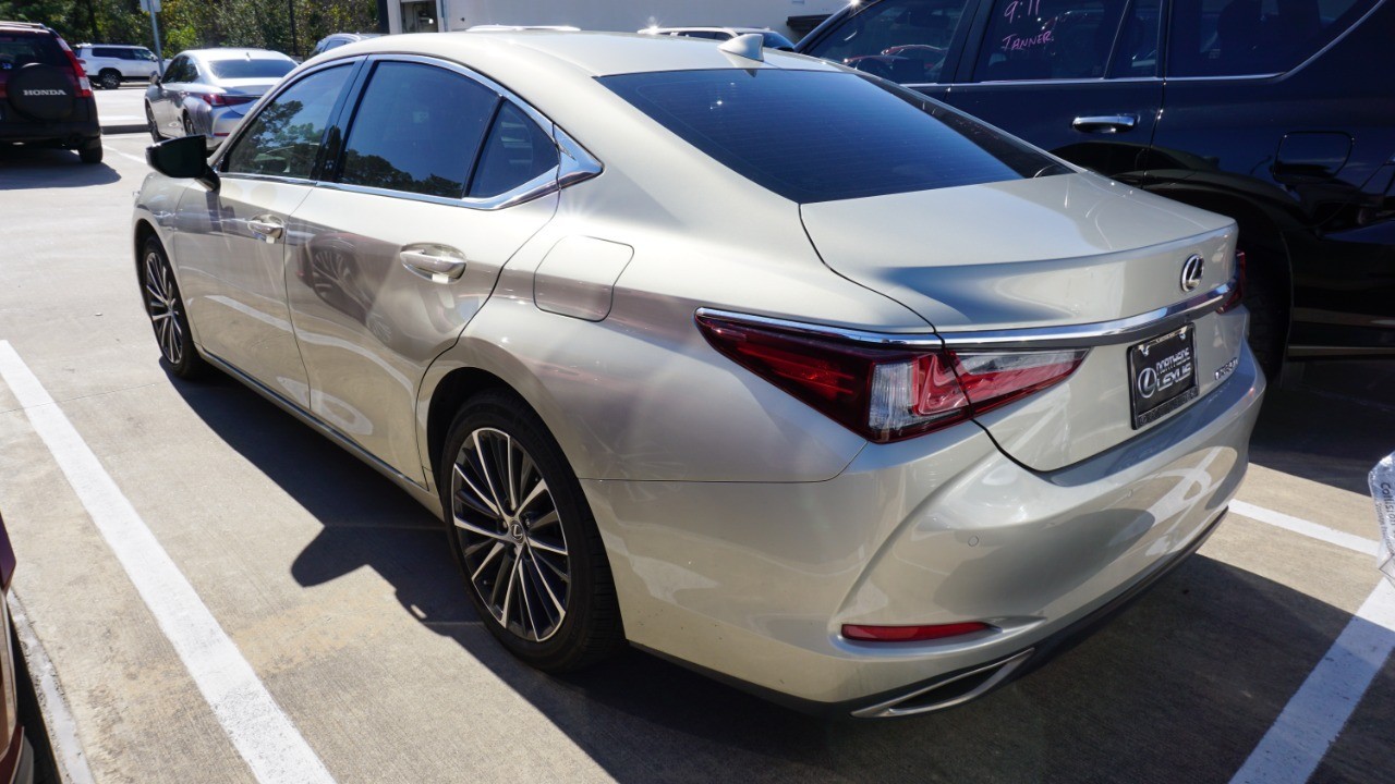 2023 Lexus ES 350 photo 4