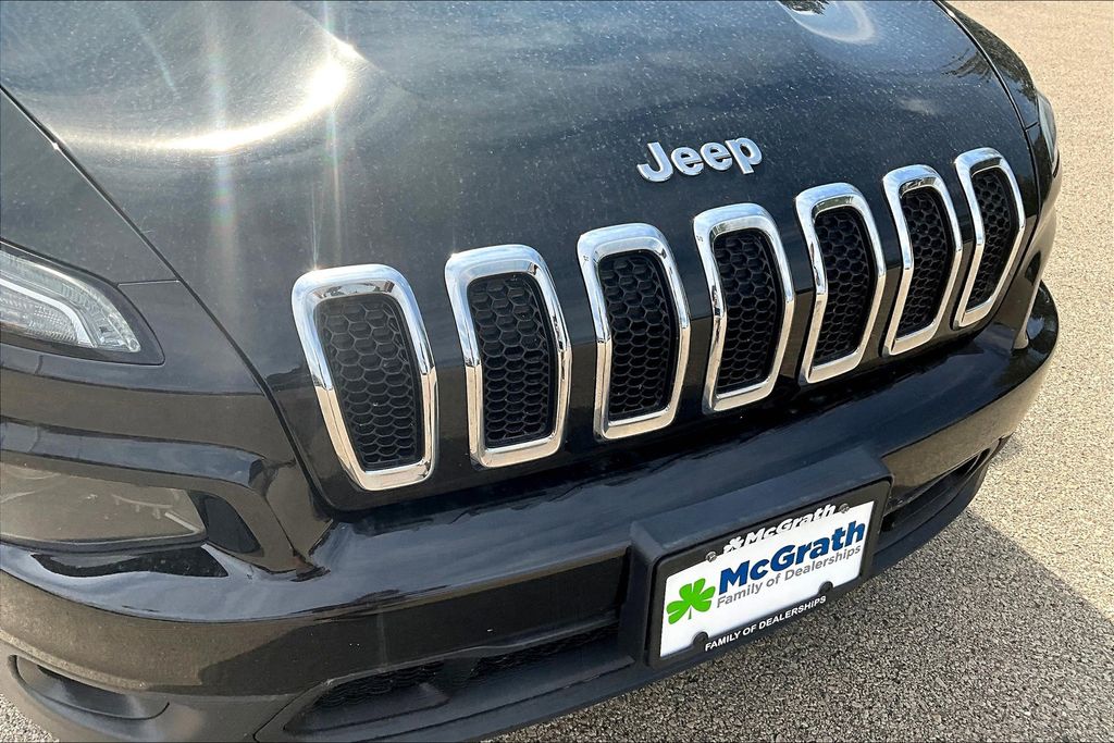 2016 Jeep Cherokee Latitude photo 24