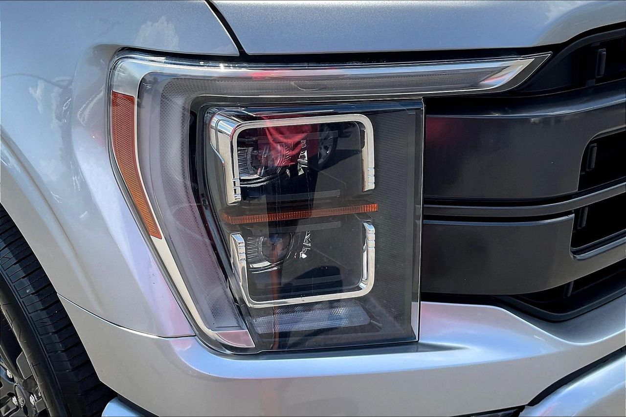 2023 Ford F-150 Lariat photo 25