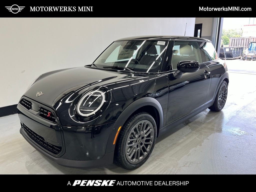2025 MINI Hardtop 2 Door S's photo