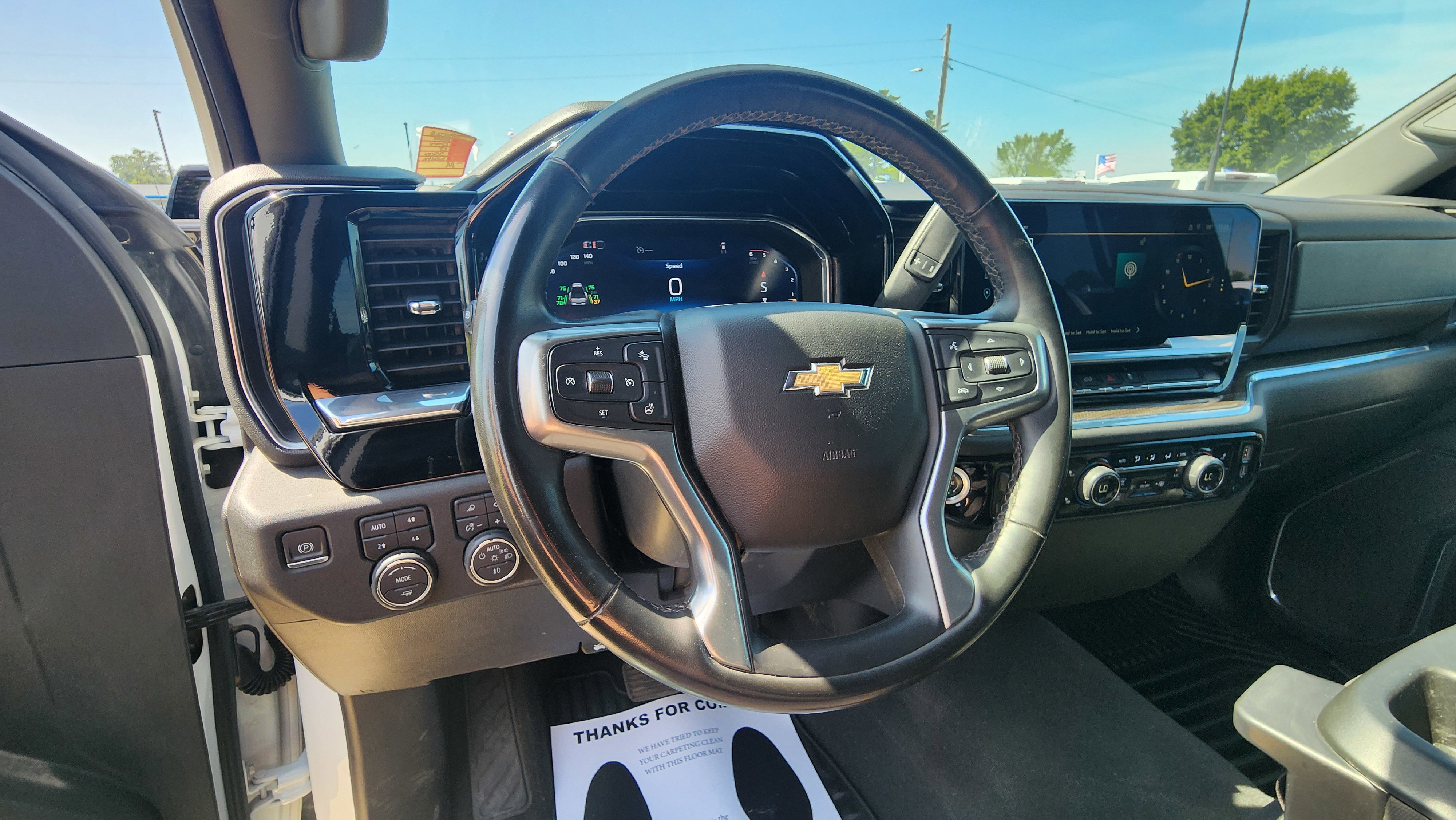 2024 Chevrolet Silverado 3500HD LT photo 13