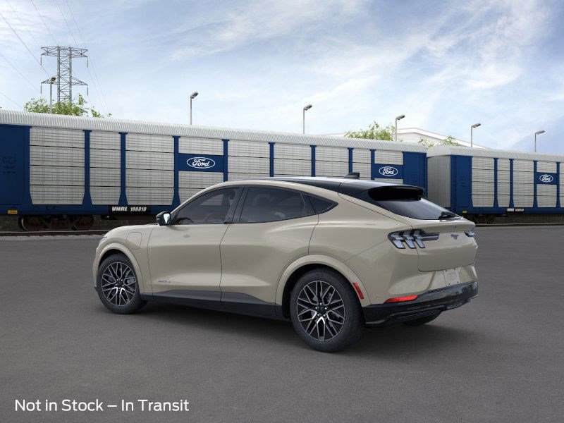 2025 Ford Mustang Mach-E Premium photo 4