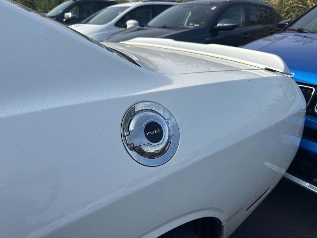 2019 Dodge Challenger SXT photo 15