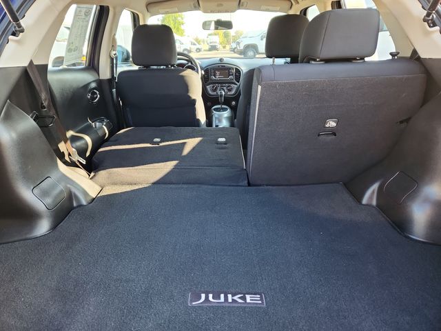 2016 Nissan Juke S photo 25