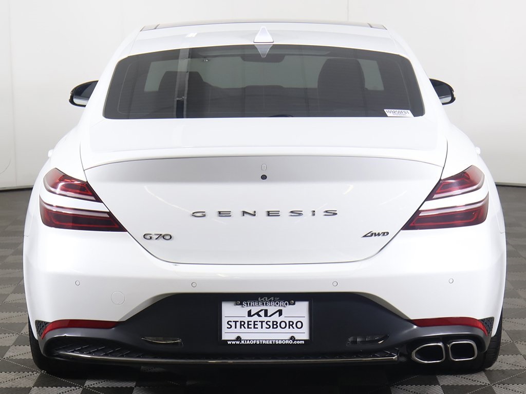 2023 Genesis G70 2.0T Sport Prestige photo 13