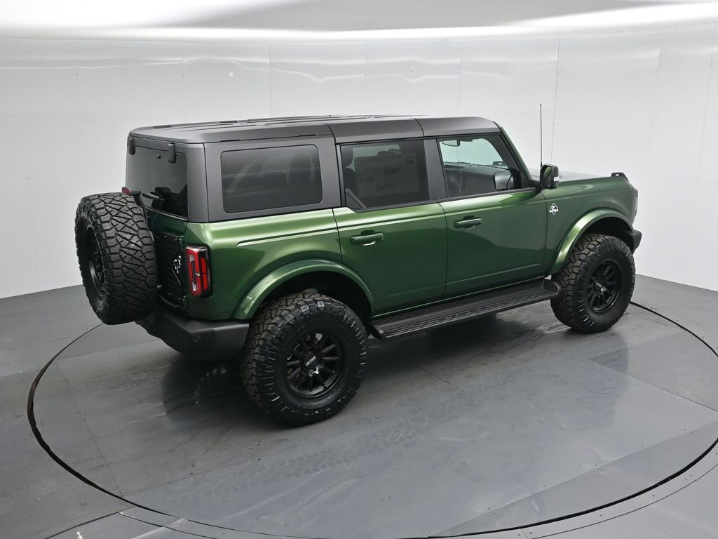 2025 Ford Bronco Outer Banks photo 38