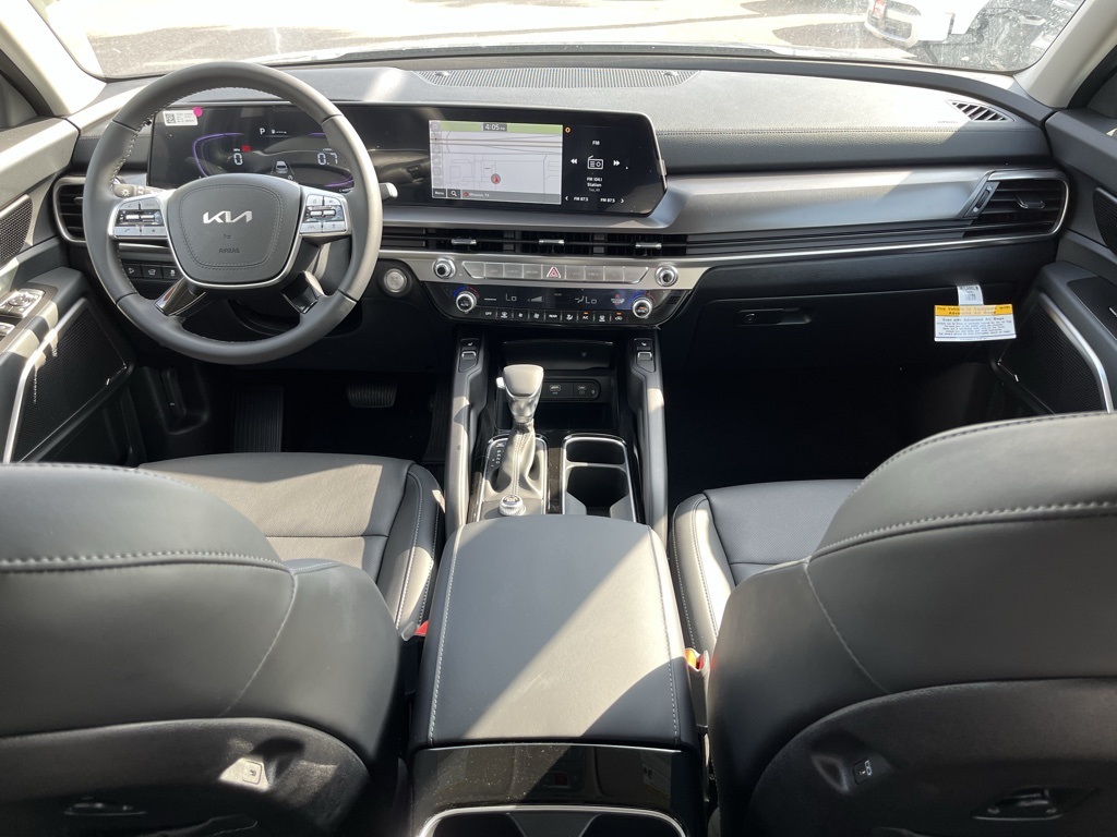 2025 Kia Telluride S photo 13