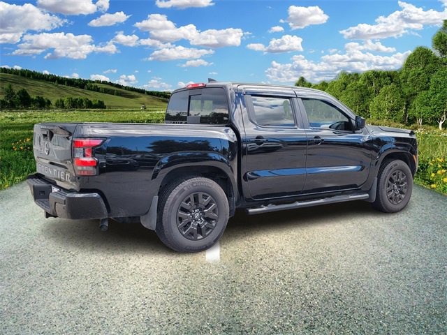 2024 Nissan Frontier SV photo 3