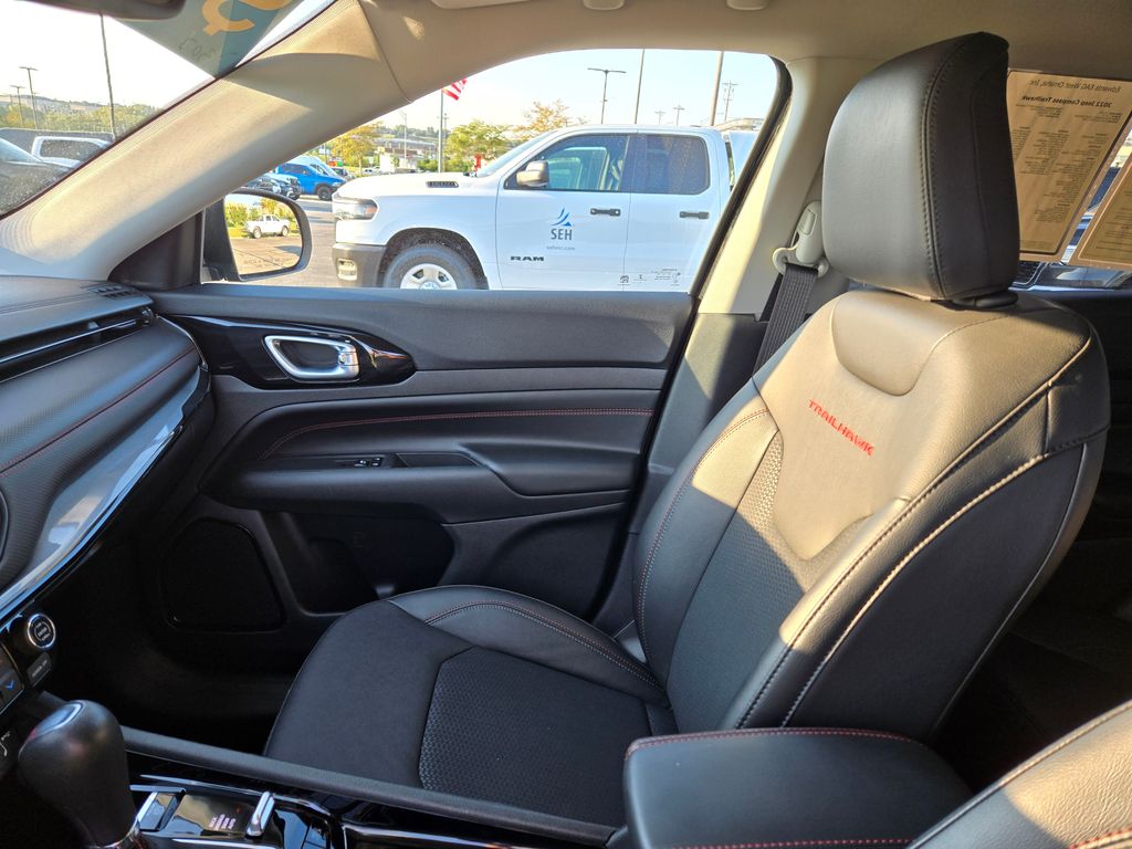 2022 Jeep Compass Trailhawk photo 22