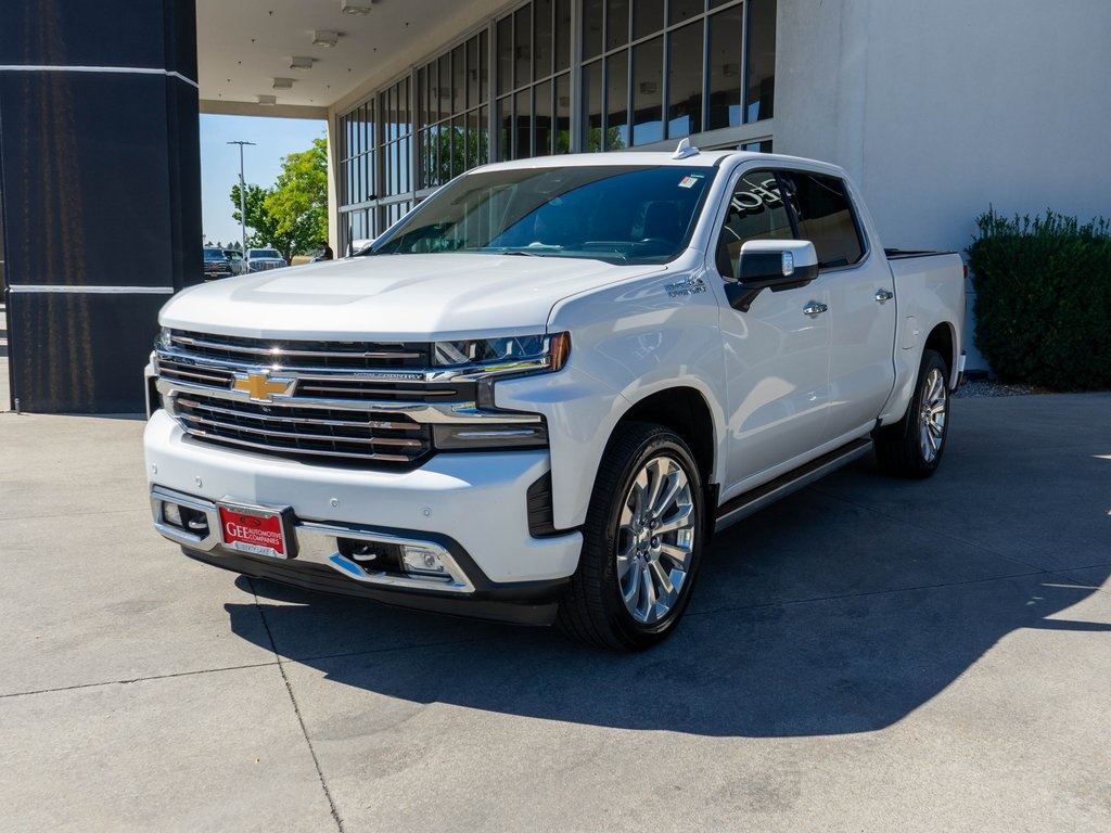 2019 Chevrolet Silverado 1500 High Country photo 3