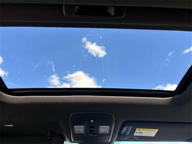 Used 2021 Jet Black Mica Mazda Grand Touring image 13