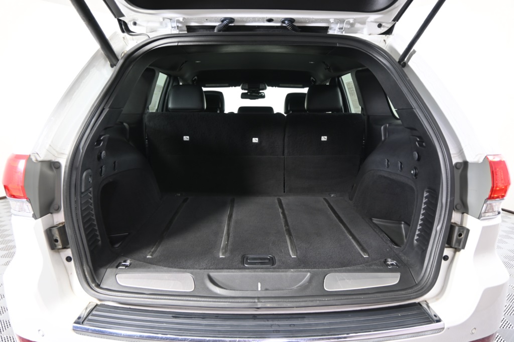 2016 Jeep Grand Cherokee Limited photo 16