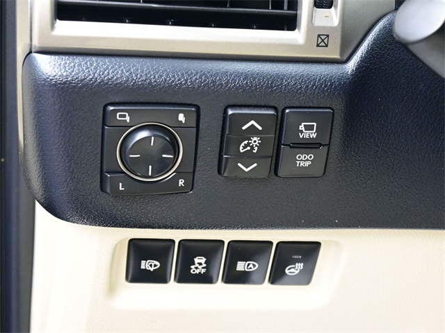 2020 Lexus GX 460 Luxury photo 18