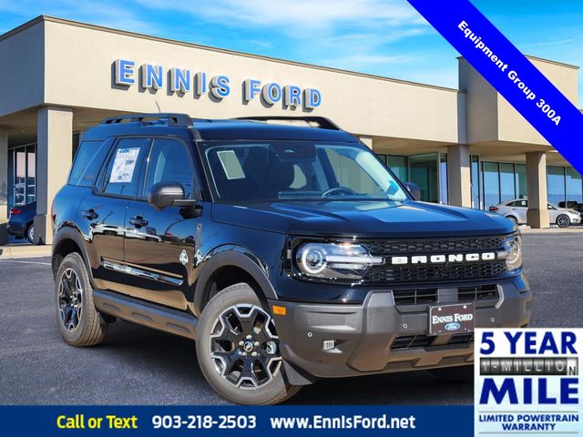 2025 Ford Bronco Sport Outer Banks's photo