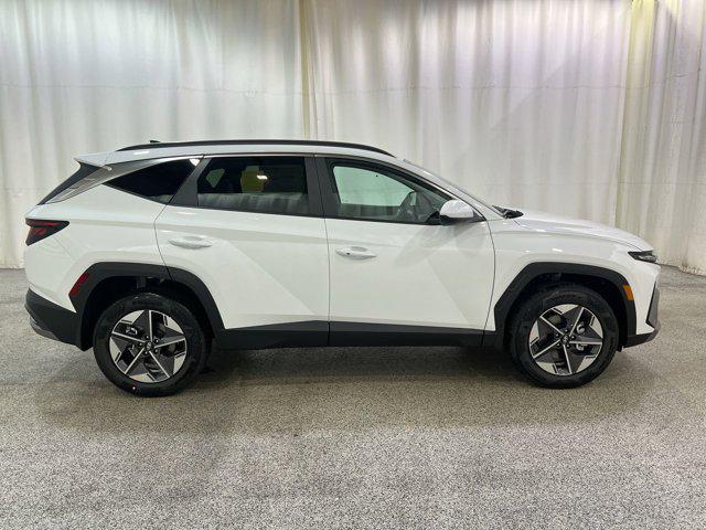 2026 Hyundai Tucson SEL photo 2