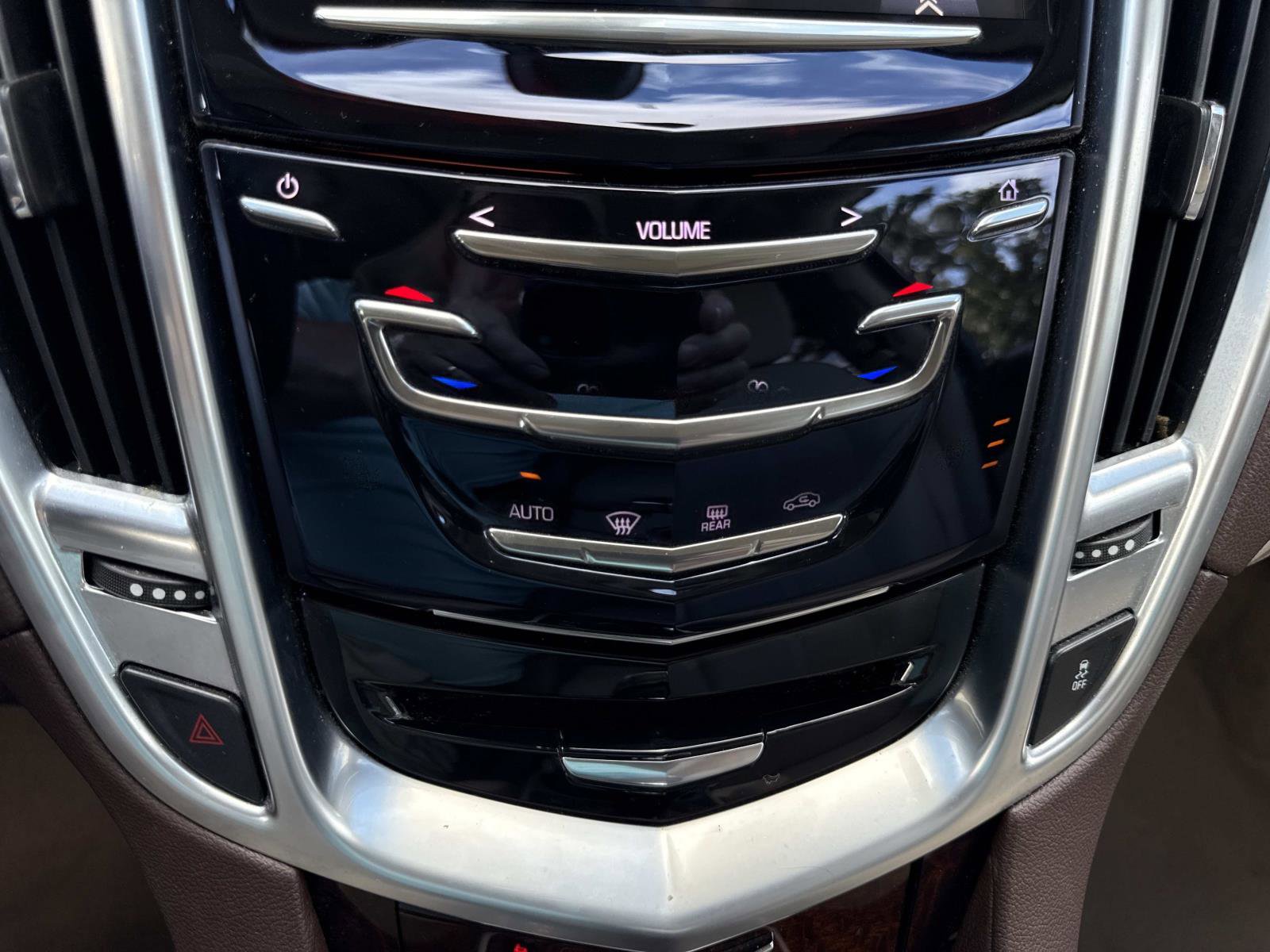 2016 Cadillac SRX Luxury photo 21