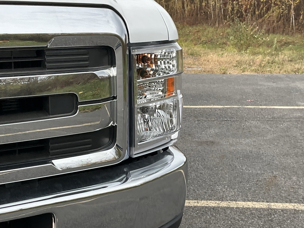 2026 Ford E-350 Base photo 2