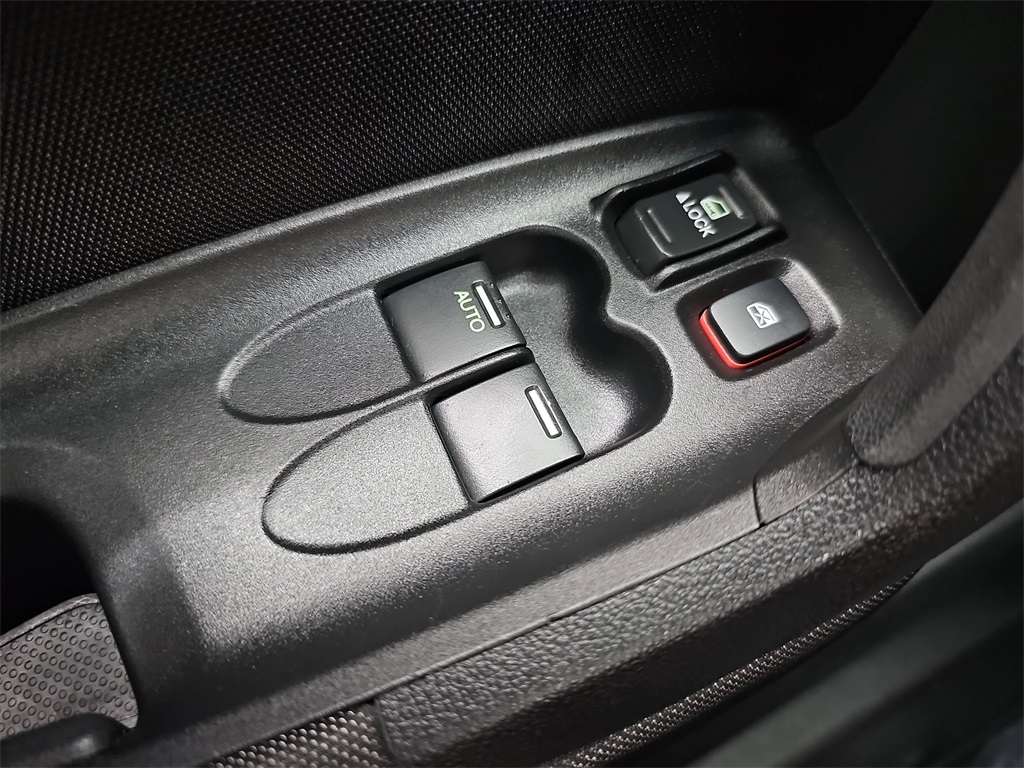 2015 Honda CR-Z Base photo 33