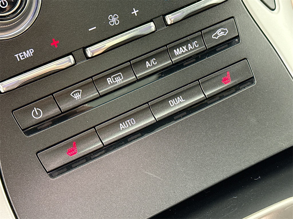 2019 Lincoln Nautilus Select photo 4