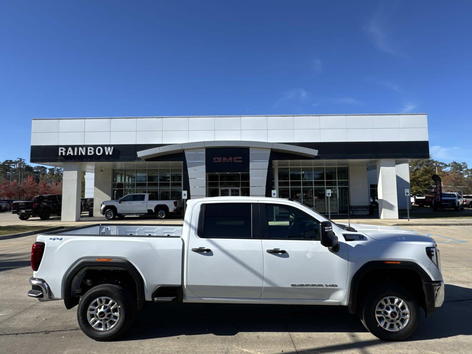 2026 GMC Sierra 2500HD Pro's photo