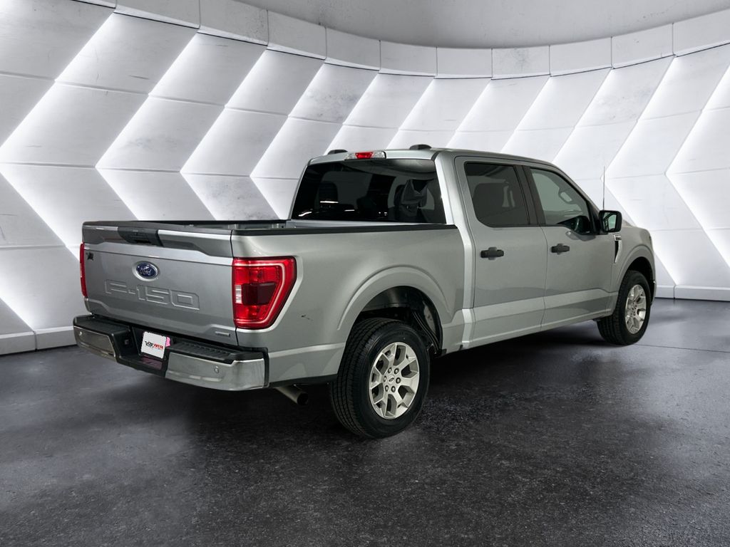 2023 Ford F-150 XLT photo 4