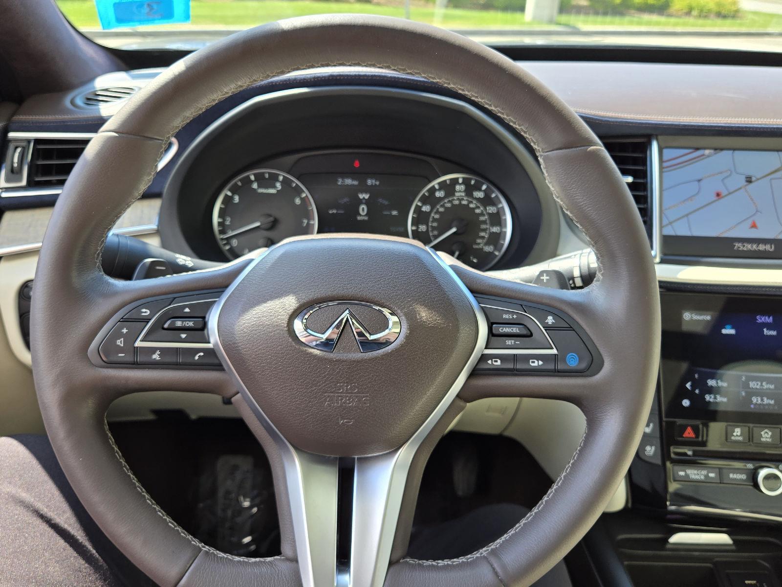 2019 Infiniti QX50 Essential photo 22