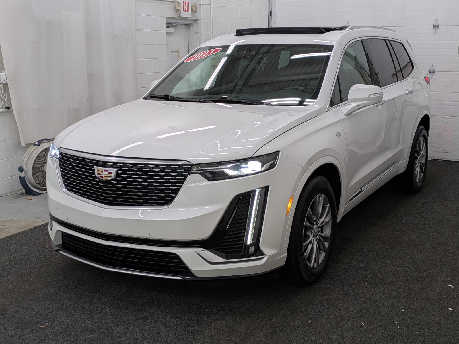 2023 Cadillac XT6 Luxury's photo