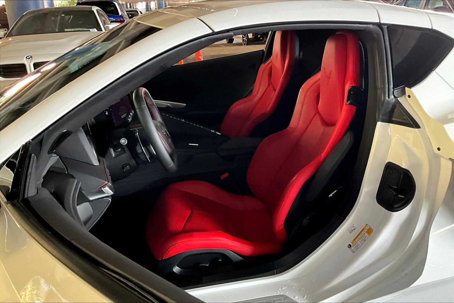 2025 Chevrolet Corvette 1LT photo 7