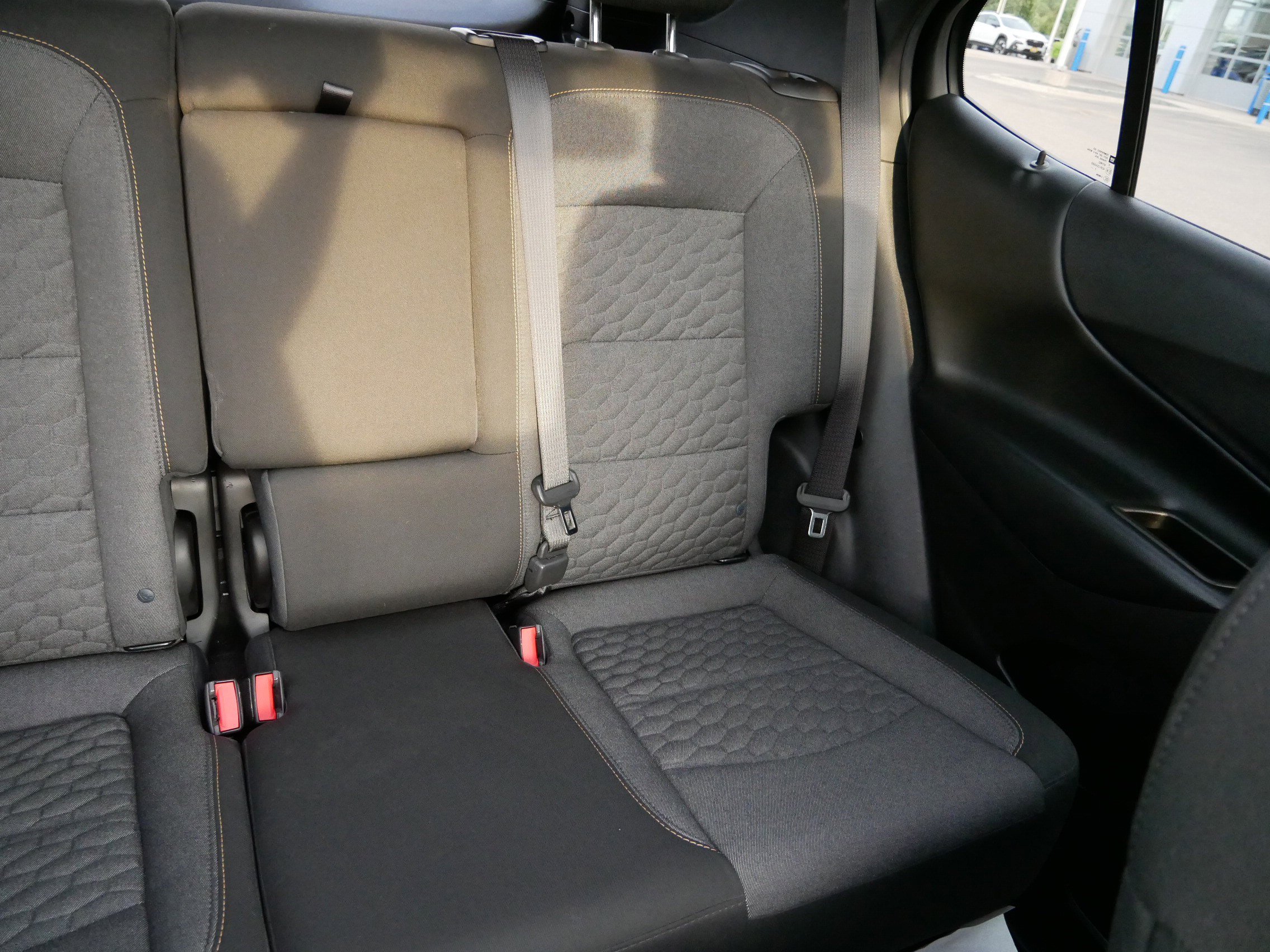 2018 Chevrolet Equinox LT photo 14