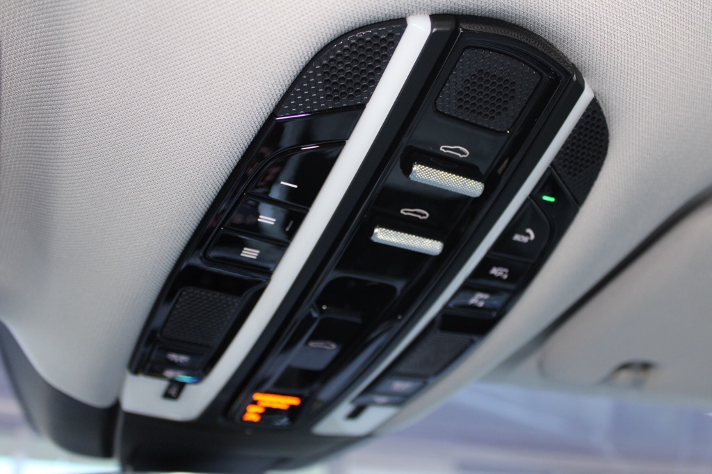 2023 Porsche Panamera E-Hybrid photo 25