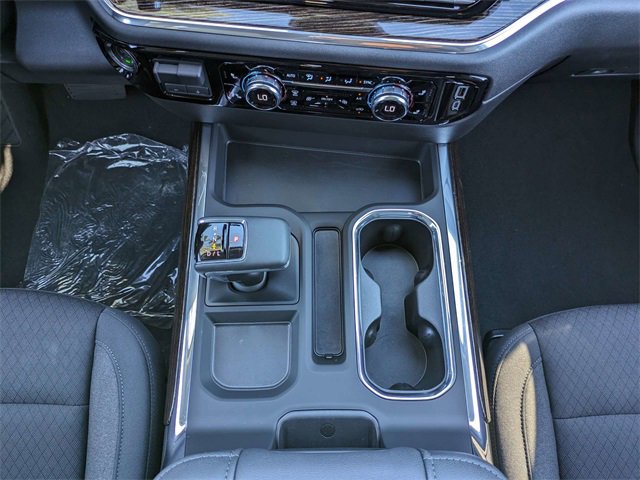 2025 Gmc Sierra Elevation photo 19