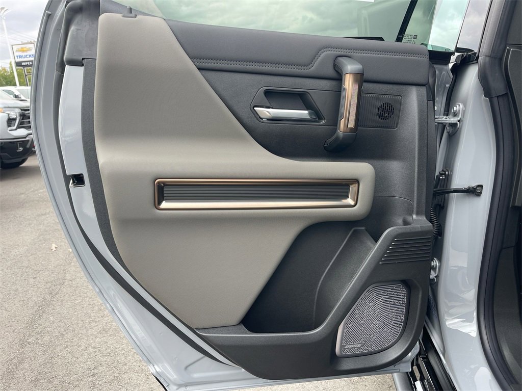 2025 Gmc Hummer EV Pickup photo 31