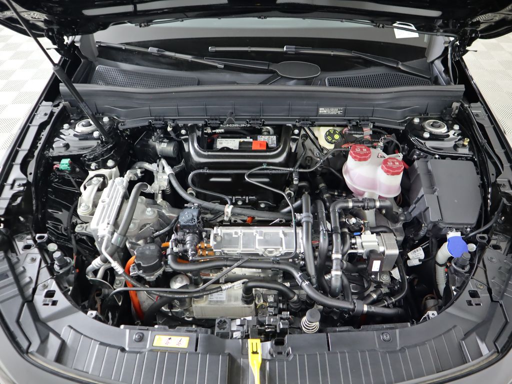 2025 Mercedes Benz EQB photo 26