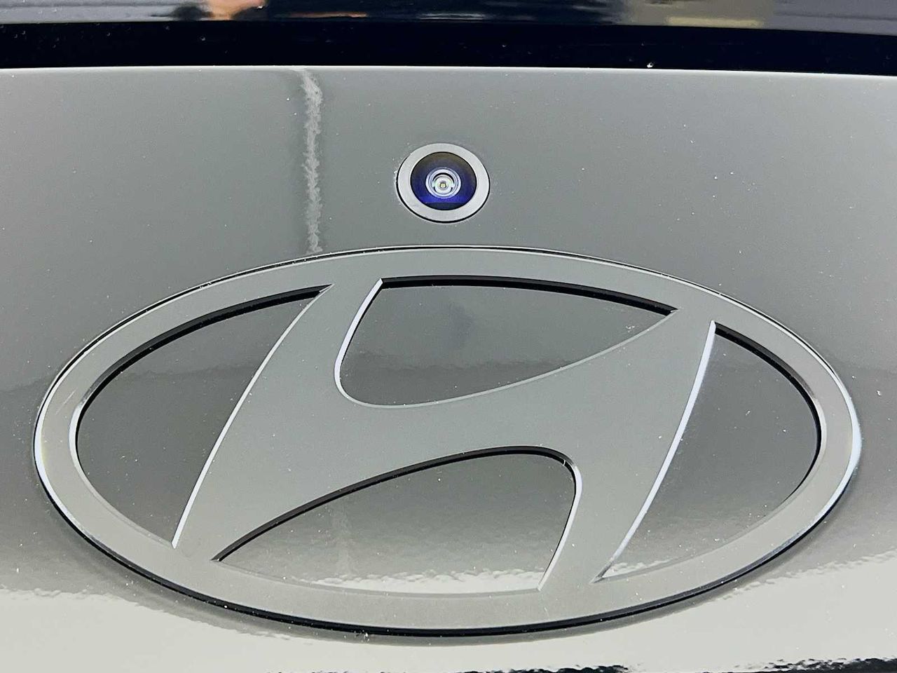 2025 Hyundai Elantra N photo 14