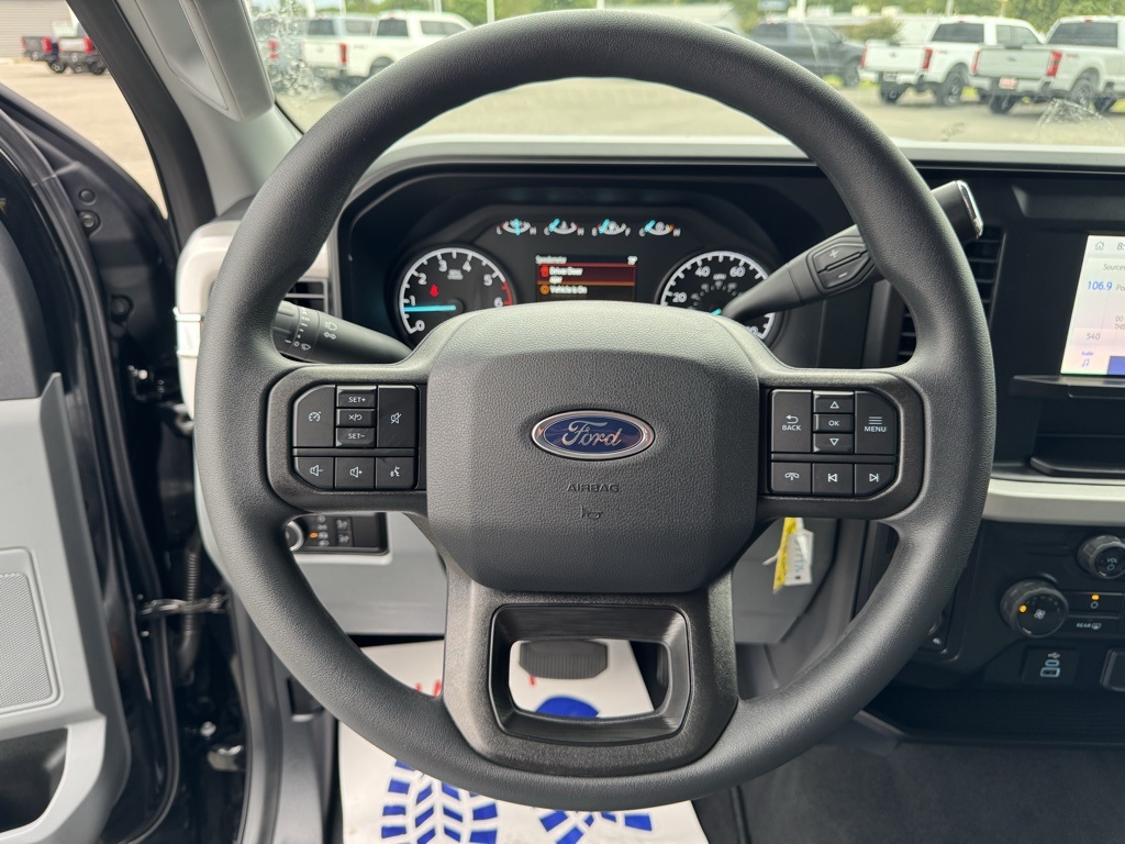 2025 Ford F-250 XL photo 13