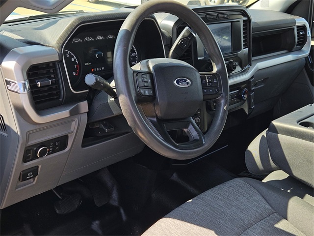 2022 Ford F-150 XL photo 3